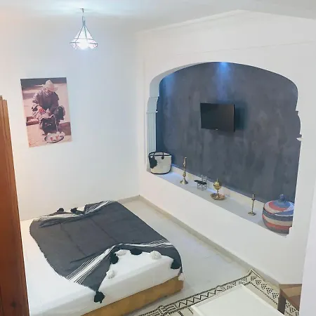 Riad Les Miroirs Marrakesh Exterior foto