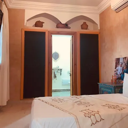 Riad Les Miroirs Marrakesh Exterior foto
