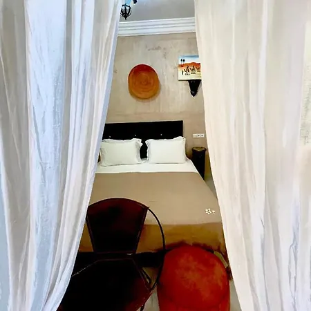 Riad Les Miroirs Marrakesh Exterior foto