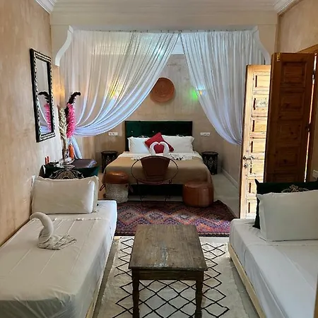 Riad Les Miroirs Marrakesh Exterior foto