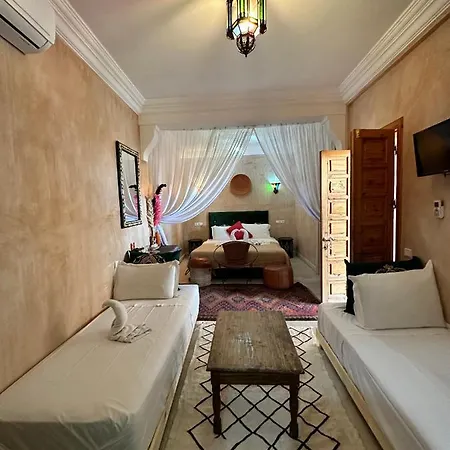Riad Les Miroirs Marrakesh Exterior foto
